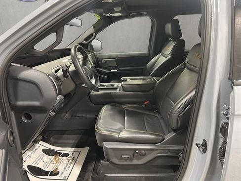 Used 2025 Ford Expedition Tremor image 12