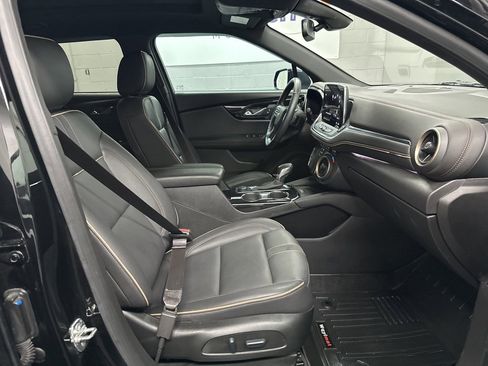 Used 2024 Chevrolet Blazer Premier w/ Enhanced Convenience Package image 18