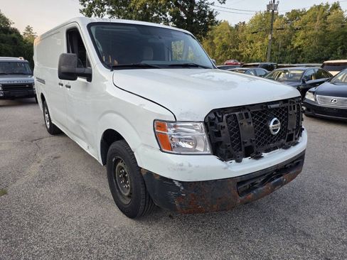 Used 2017 Nissan NV 2500 SV w/ Technology Package RWD image 6