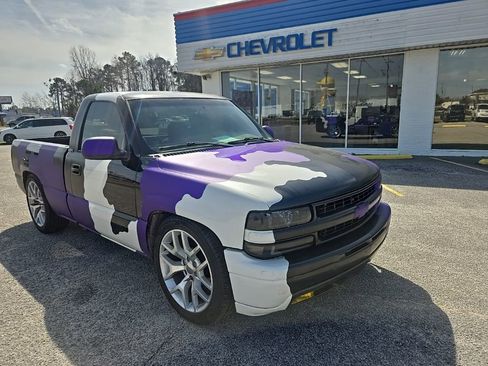 Used 2000 Chevrolet Silverado 1500 LS image 1