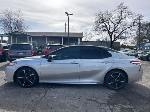 Used 2020 Toyota Camry XSE w/ Carpet Mat Package image 4