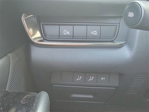 Certified 2025 MAZDA CX-30 AWD 2.5 S w/ Preferred Package image 24