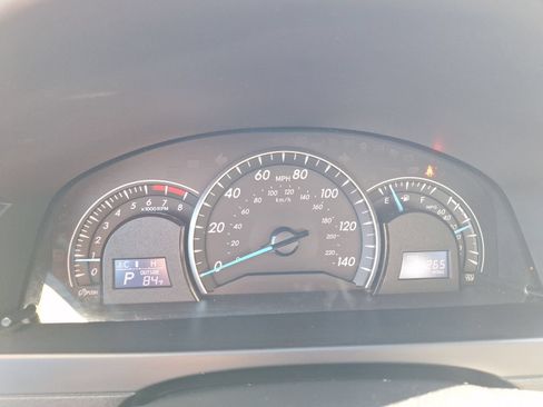Used 2012 Toyota Camry LE FWD image 19