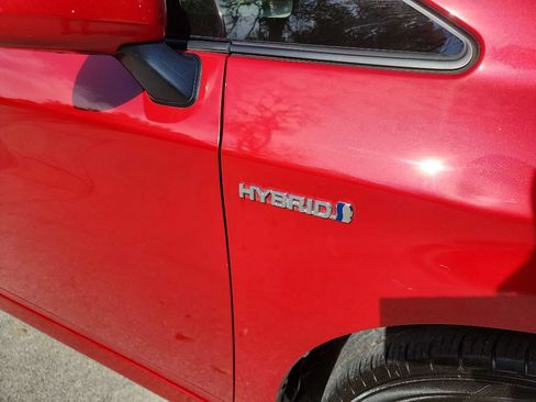 Used 2012 Toyota Prius Two FWD image 11