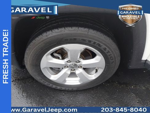 Used 2019 Jeep Compass Latitude w/ Popular Equipment Group AWD/4WD image 25