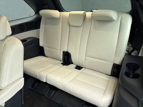 New 2026 Hyundai Palisade Calligraphy image 18