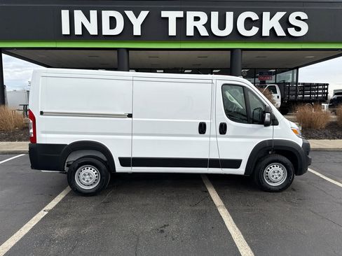 Used 2024 RAM ProMaster 3500 w/ Convenience Group image 1