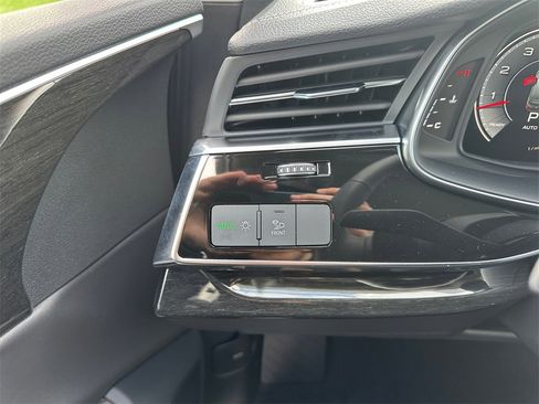 New 2026 Audi Q7 3.0T Premium image 24