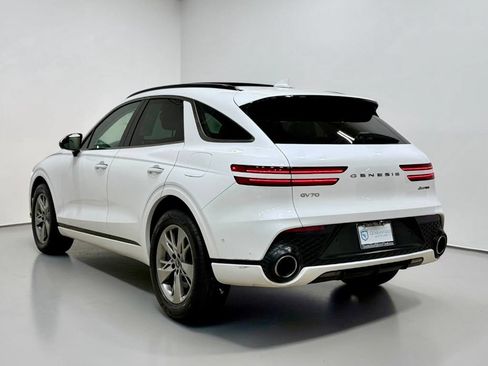 Used 2023 Genesis GV70 3.5T Sport w/ Sport Advanced Package AWD/4WD image 23