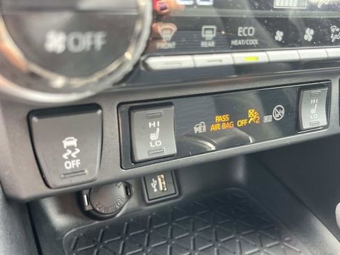 Used 2024 Toyota RAV4 XSE w/ Weather Package AWD/4WD image 41