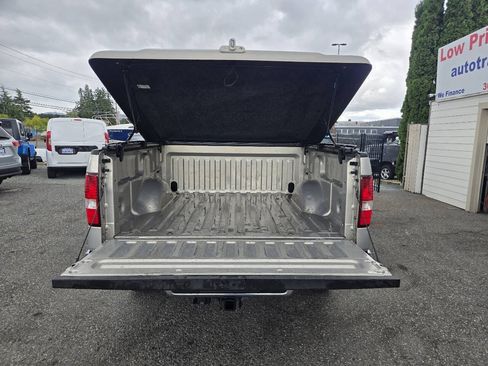 Used 2006 Ford F150 Lariat AWD/4WD image 6