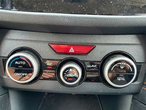 Used 2021 Subaru Crosstrek 2.0i Premium AWD/4WD image 25