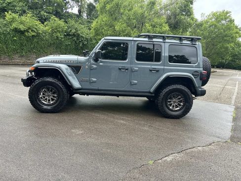 Used 2024 Jeep Wrangler Unlimited Rubicon 392 AWD/4WD image 4