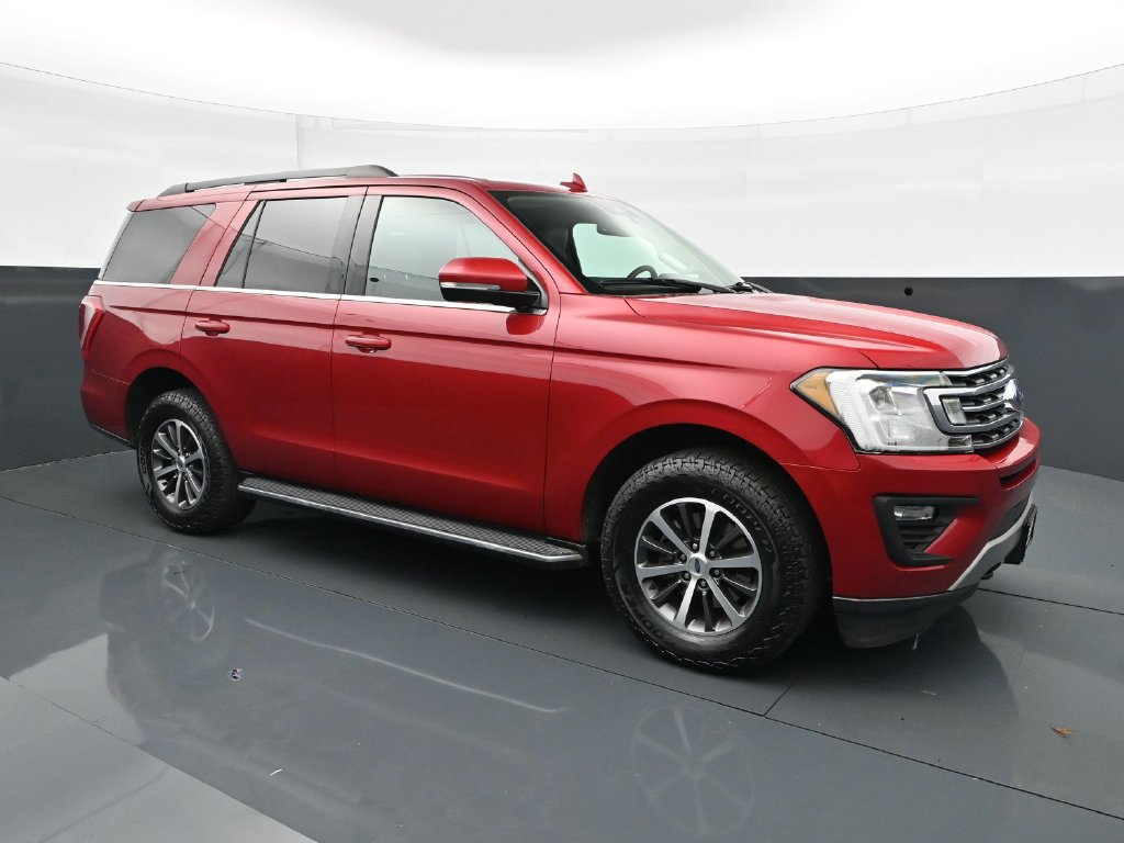 Used 2020 Ford Expedition XLT w/ Equipment Group 202A AWD/4WD image 9