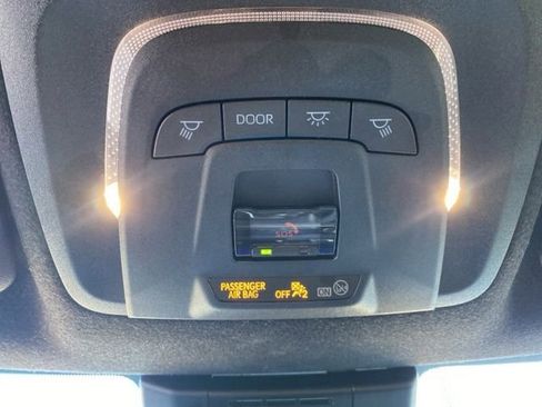Used 2024 Toyota Corolla SE FWD image 16