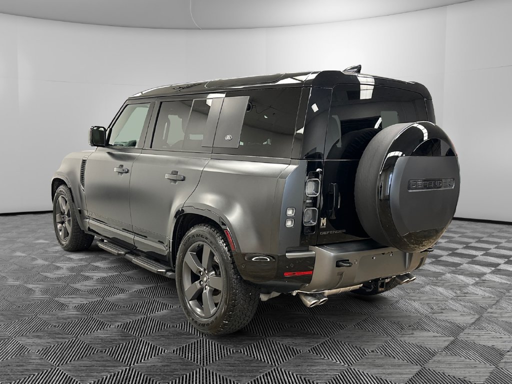 Used 2024 Land Rover Defender 110 Carpathian Edition AWD/4WD image 4