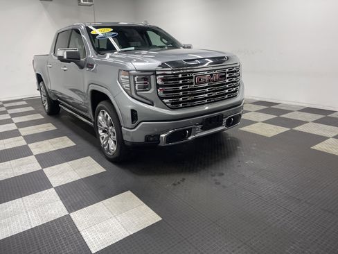 Used 2025 GMC Sierra 1500 Denali w/ Denali Reserve Package image 6