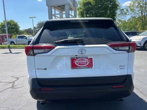Used 2024 Toyota RAV4 XLE AWD/4WD image 8