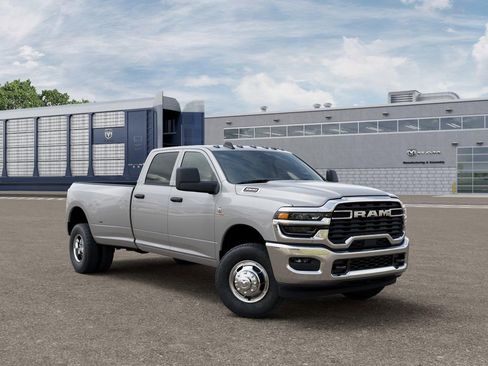 New 2026 RAM 3500 Tradesman AWD/4WD image 5