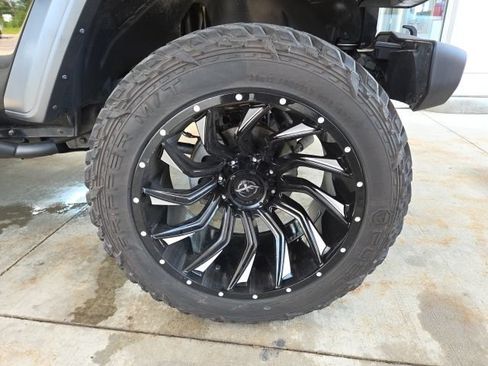 Used 2019 Jeep Wrangler Sport w/ Quick Order Package 23S AWD/4WD image 66