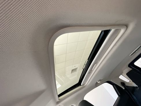 Used 2021 Ford EcoSport SE FWD image 22