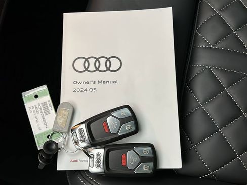 Used 2024 Audi SQ5 Premium Plus AWD/4WD image 33