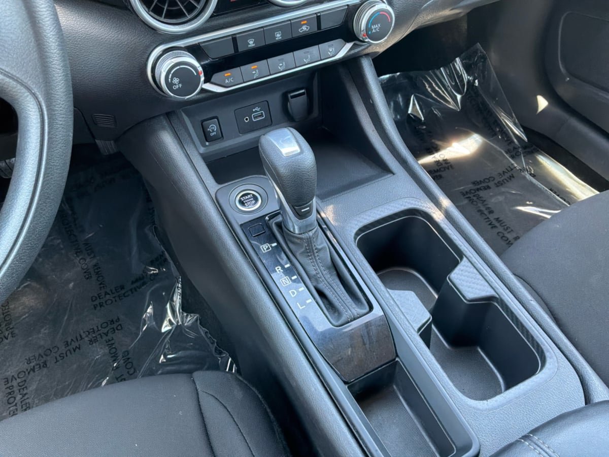 Used 2025 Nissan Sentra S FWD image 16