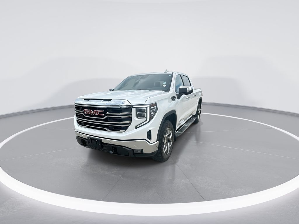 Certified 2024 GMC Sierra 1500 SLT w/ SLT Premium Plus Package AWD/4WD image 4