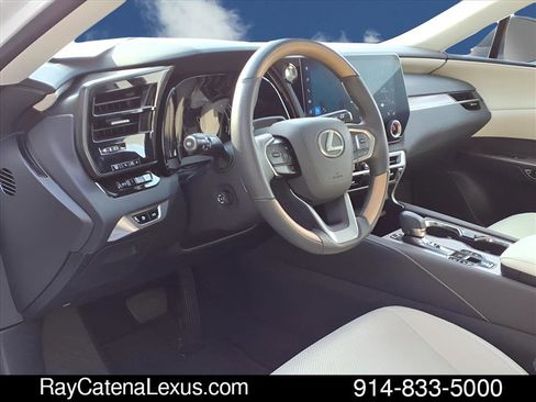 Certified 2024 Lexus RX 350 F Sport image 9