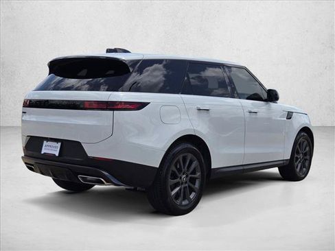 Used 2025 Land Rover Range Rover Sport SE AWD/4WD image 5