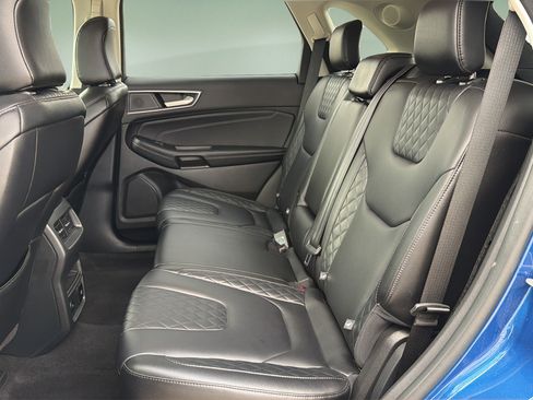 Used 2023 Ford Edge Titanium AWD/4WD image 19