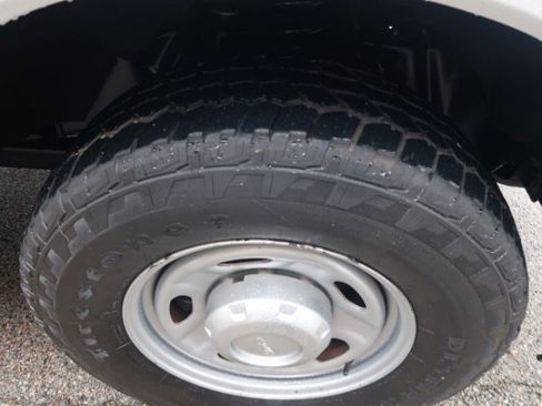 Used 2019 Ford F250 2WD Regular Cab Super Duty image 14