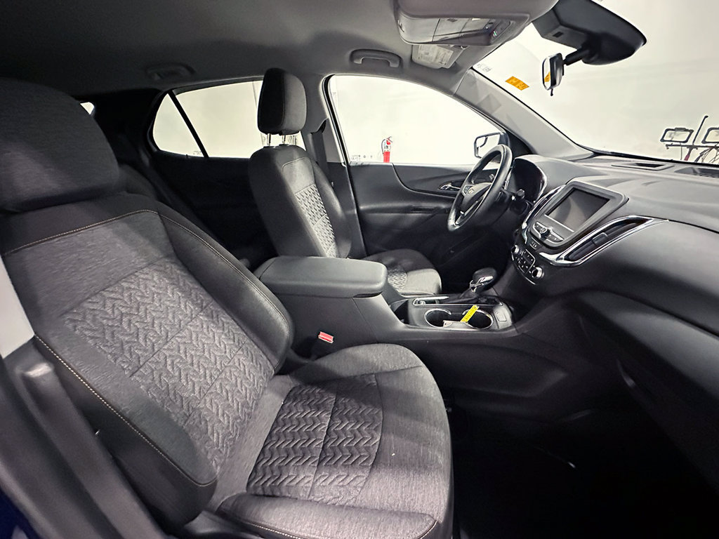 Used 2023 Chevrolet Equinox LT AWD/4WD image 27