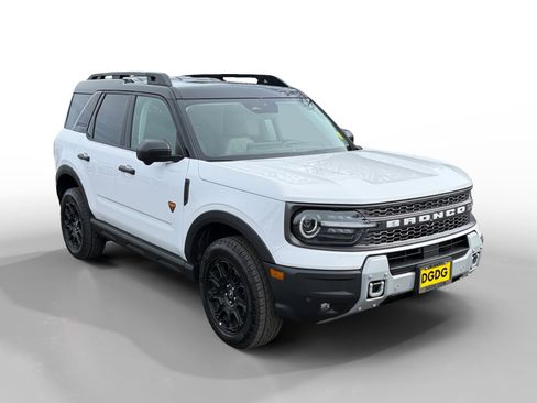 Certified 2025 Ford Bronco Sport Badlands image 7