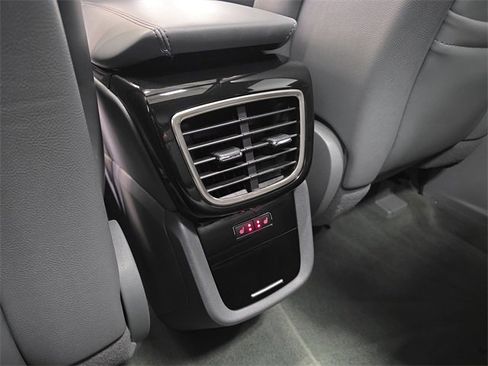 Used 2022 Lincoln Nautilus Reserve w/ Equipment Group 201A image 34