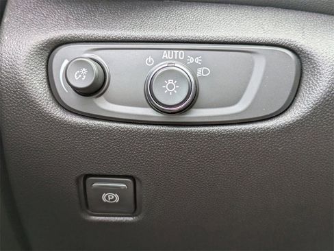 New 2025 Chevrolet Blazer RS w/ Driver Confidence II Package image 39