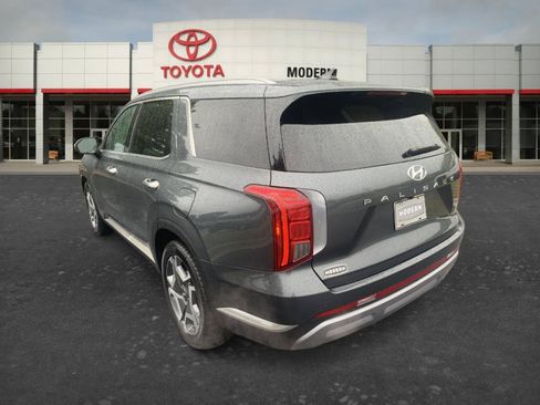 Used 2024 Hyundai Palisade Limited AWD/4WD image 2