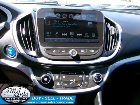 Used 2017 Chevrolet Volt LT FWD image 10