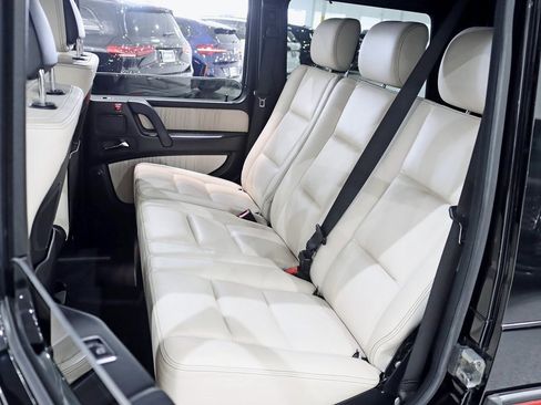 Used 2015 Mercedes-Benz G 63 AMG G 63 AMG image 28