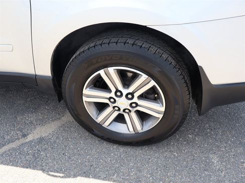 Used 2016 Chevrolet Traverse LT FWD image 18