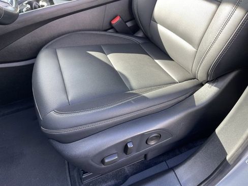 Used 2024 Chevrolet Blazer EV LT image 13