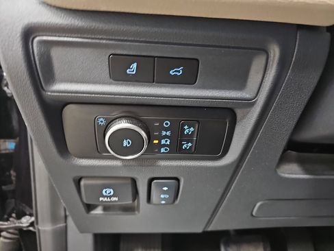 Used 2024 Ford Expedition Max Limited AWD/4WD image 26