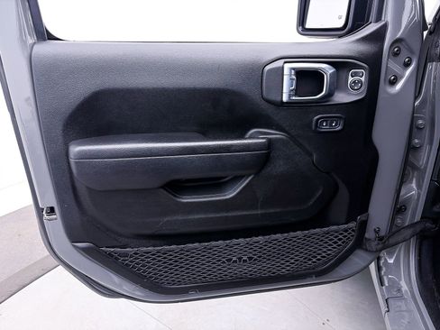 Used 2022 Jeep Wrangler Unlimited Sport image 14