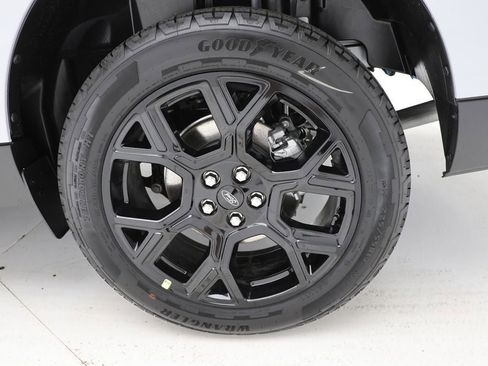 New 2025 Ford Maverick XLT w/ Equipment Group 301A image 15