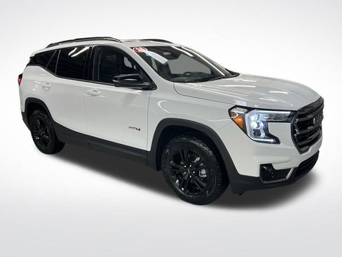 Certified 2024 GMC Terrain AT4 w/ Infotainment Package II image 8