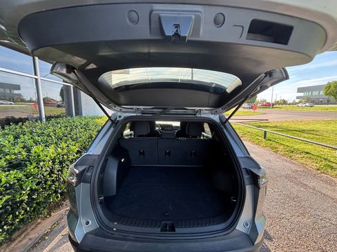 Used 2025 Chevrolet Equinox LT image 30