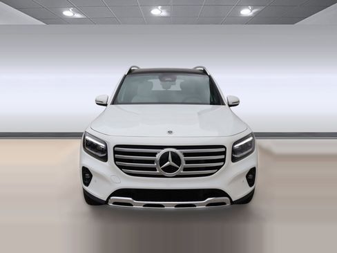 New 2025 Mercedes-Benz GLB 250 image 4