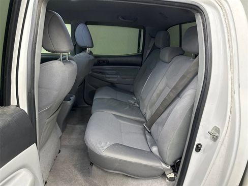 Used 2010 Toyota Tacoma PreRunner image 20