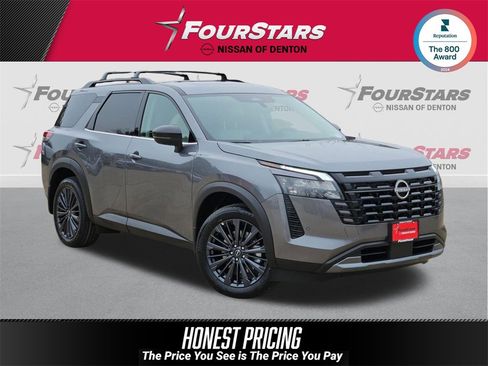 New 2026 Nissan Pathfinder SL image 1