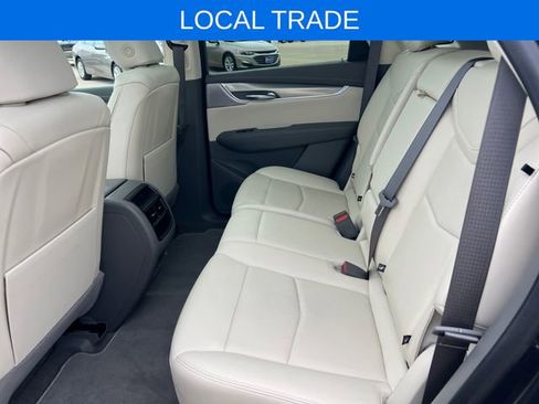 Used 2023 Cadillac XT5 Premium Luxury AWD/4WD image 15